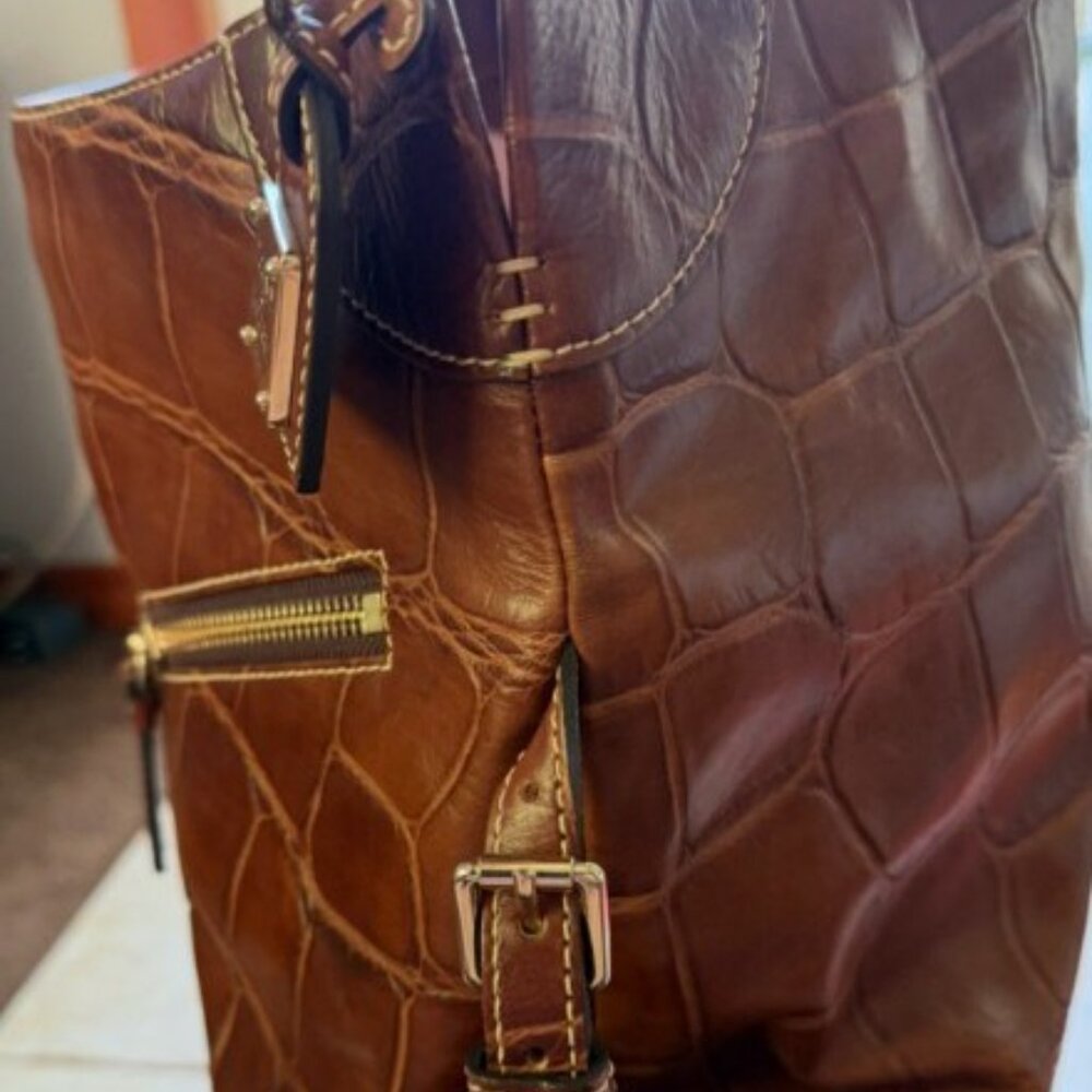 Dooney & Bourke Sky Zip Zip Satchel (Brand New). - Picture 8 of 11